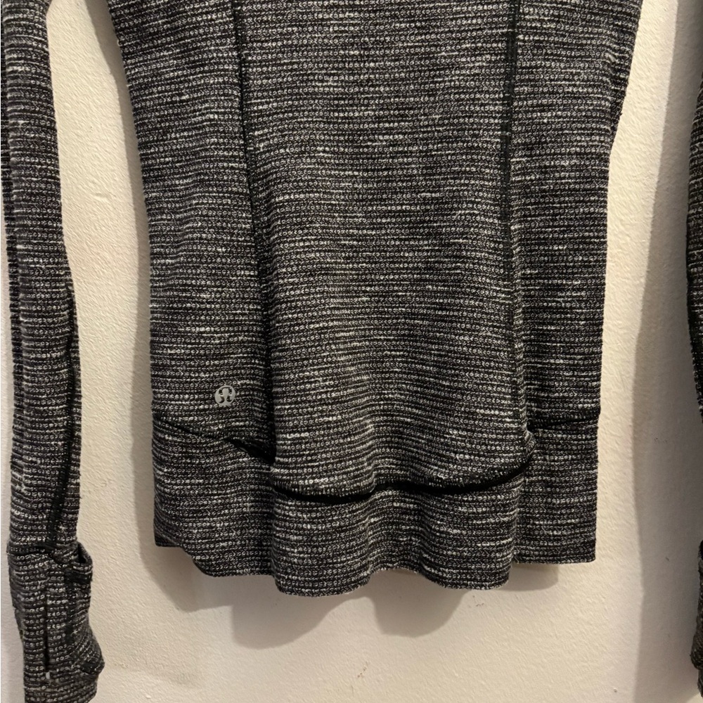Lululemon Think Fast Pullover - Picture 2 of 4